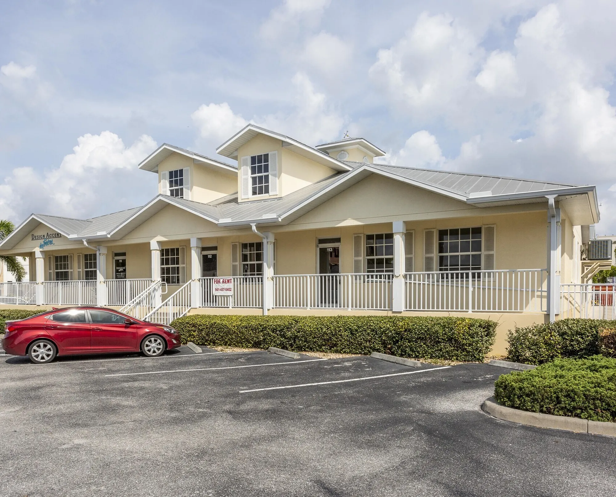208 Tamiami Trail