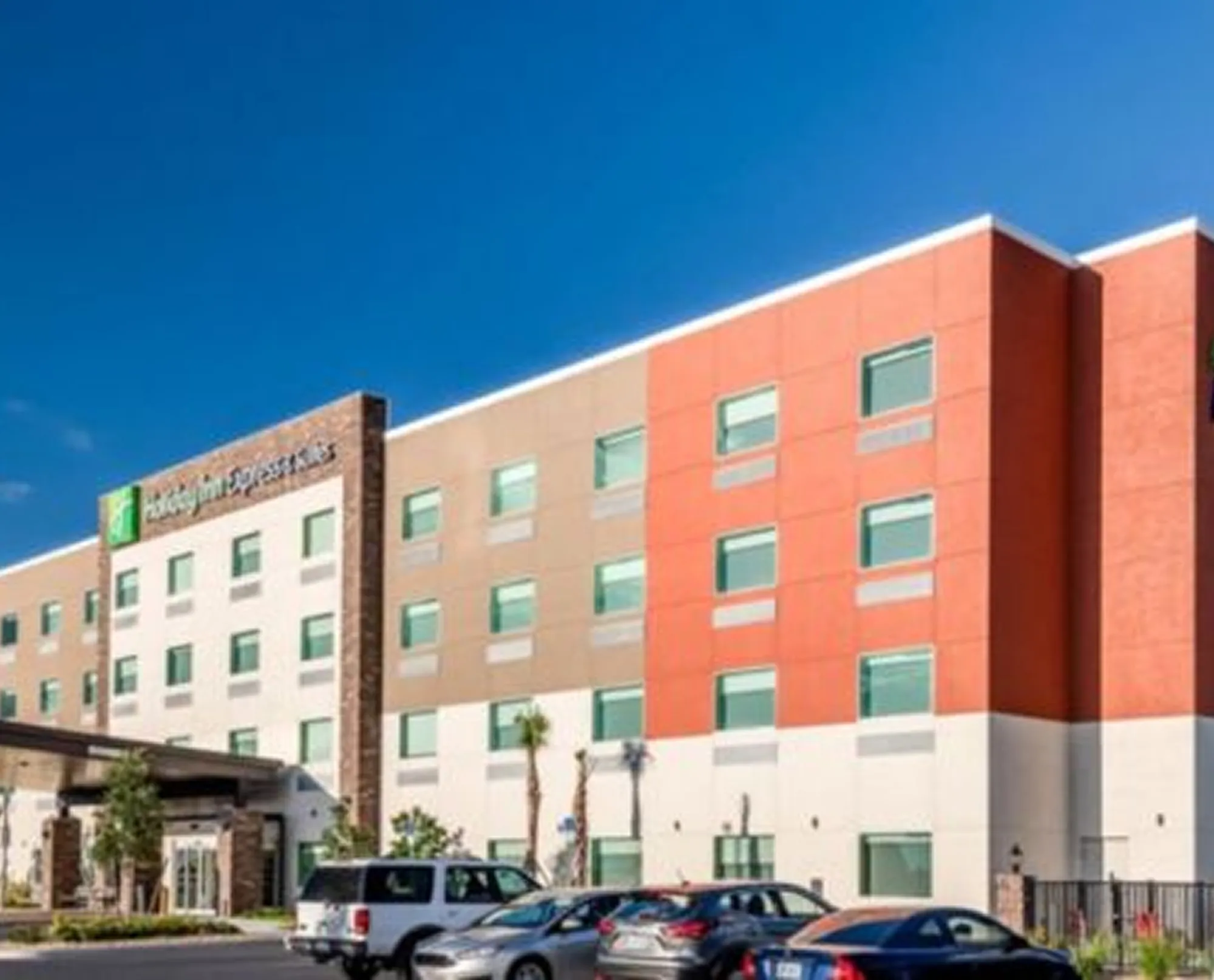 Holiday Inn Express and Suites